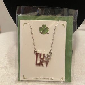 🆕St. Patrick’s Day🍀LUCKY Necklace/Iridescent gem